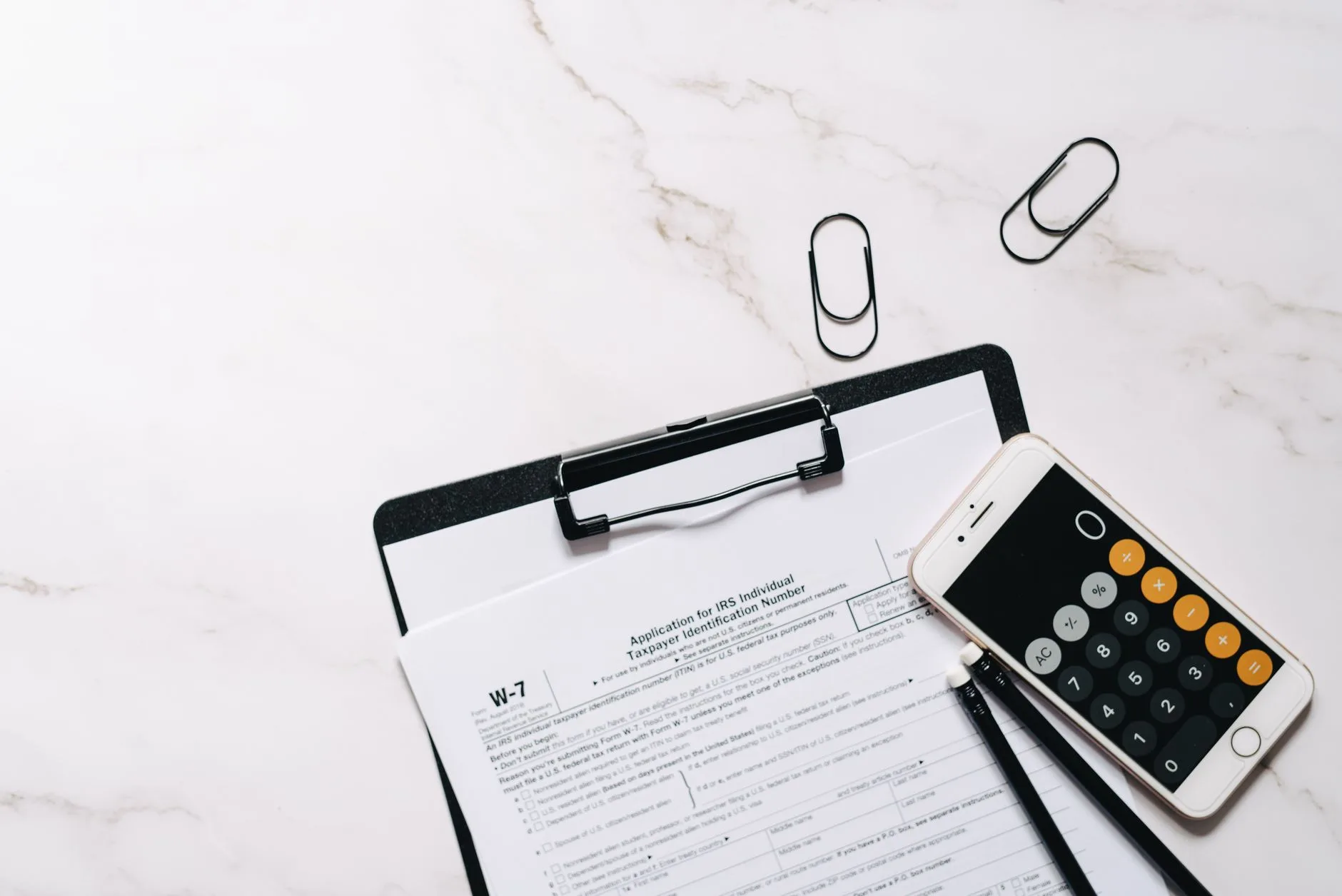 Formulário de captura de leads com poucos campos — Foto profissional grátis de administração, aplicativo de calculadora,